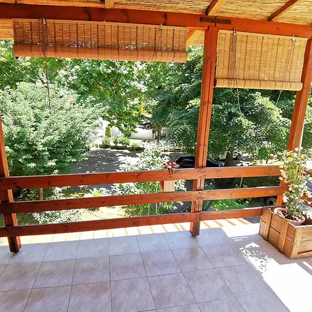 Sotiria Kókkinon Nerón